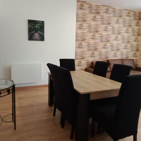 Gonnelles Appartement T3 Centre Ville Rdc D Agen Exterior photo