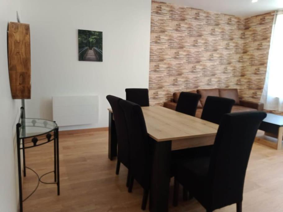 Gonnelles Appartement T3 Centre Ville Rdc D Agen Exterior photo